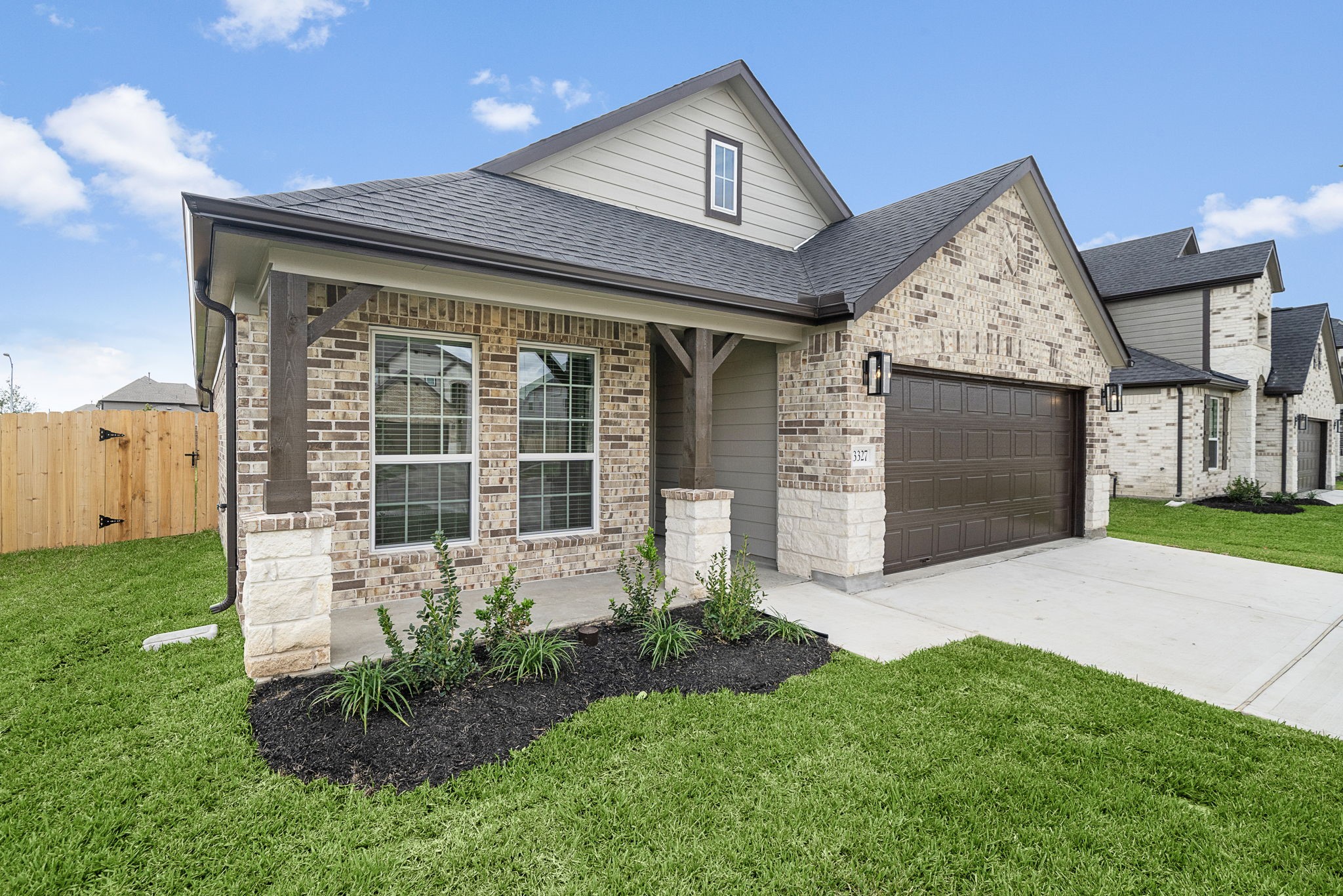 3327 Tilley Drive Rosenberg, TX 77471 - Photo 2 of 35