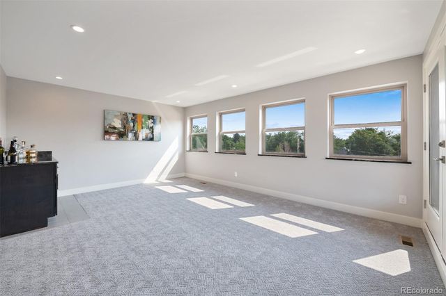 a view of empty room with front door