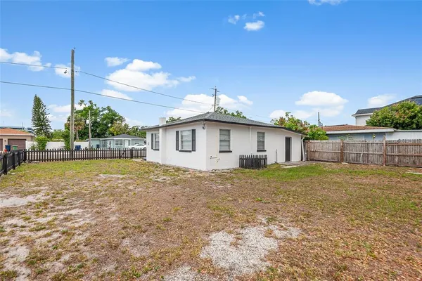 $2,475 | 201 North Himes Avenue, Tampa, FL 33609