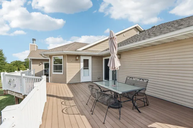 $749,000 | N5139 Granville Court, Sugar Creek, WI 53121