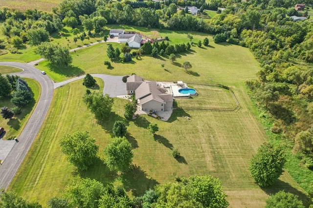 $749,000 | N5139 Granville Court, Sugar Creek, WI 53121