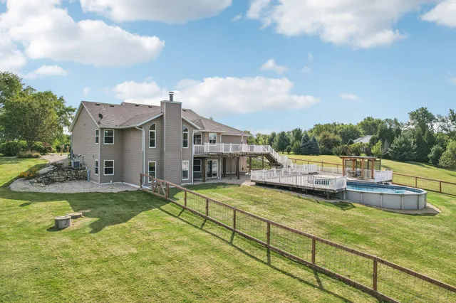 $749,000 | N5139 Granville Court, Sugar Creek, WI 53121