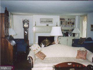 1260 Fairacres Road Jenkintown, PA 19046 - Photo 2 of 6 Gallery Image 2