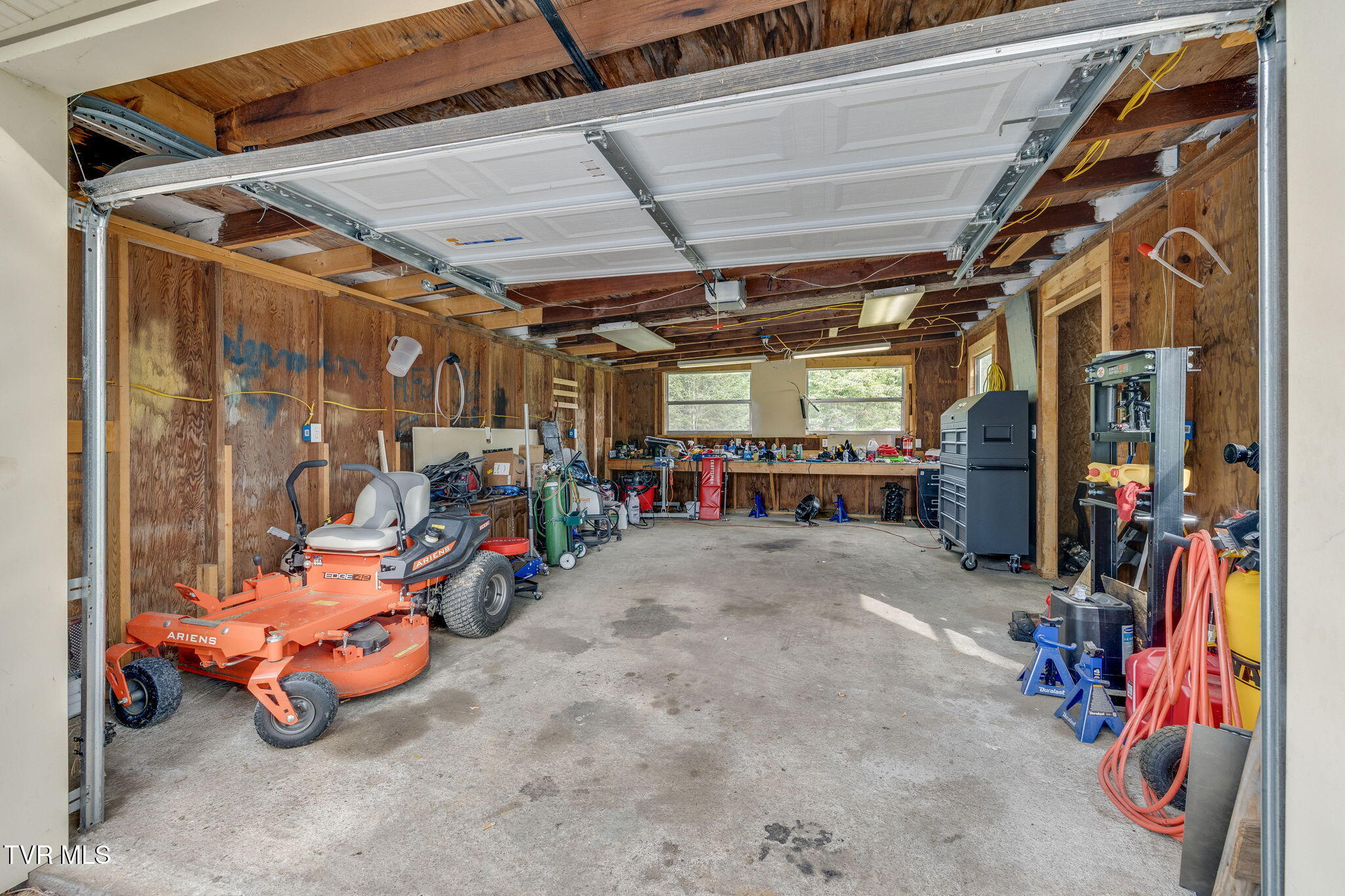 117 Sam Rogers Road Erwin, TN 37650 - Photo 4 of 31 025