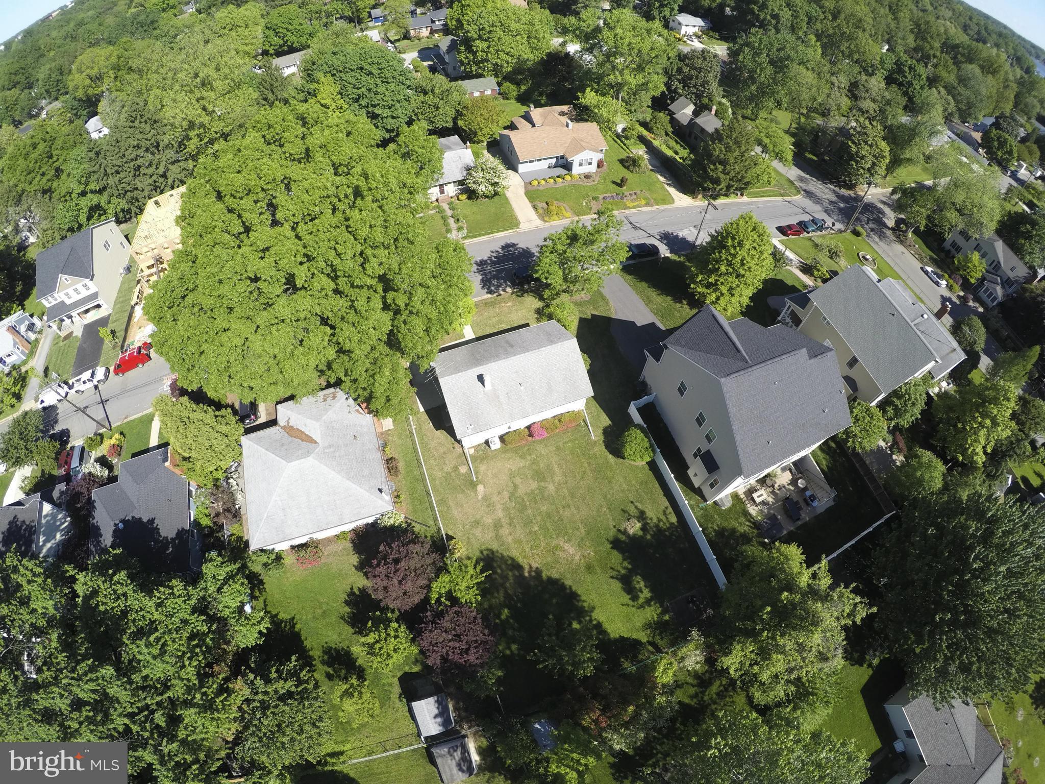134 Sumner Road Annapolis, MD 21401 - Photo 26 of 30 Aerial View Of House With Large Lot