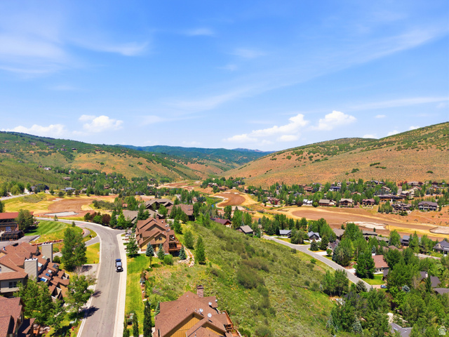 3148 Lower Saddleback Road Park City, UT 84098 - Photo 62 of 67 Expansive hillside community with multiple residences, established roadways, and abundant mature trees