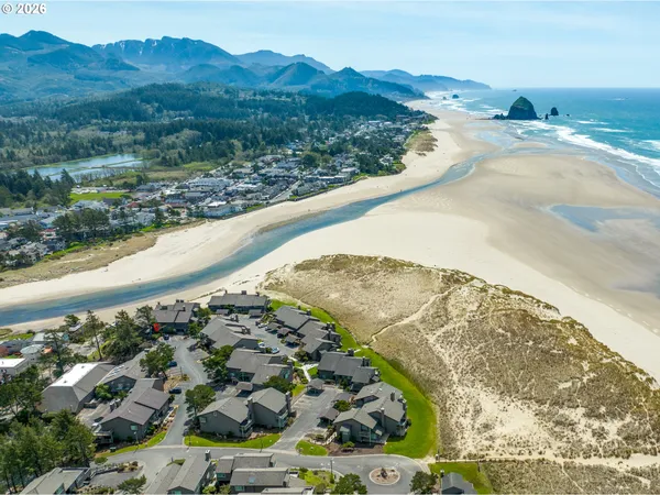 $749,000 | 353 North Breaker Point Drive, Unit 353, Cannon Beach, OR 97110