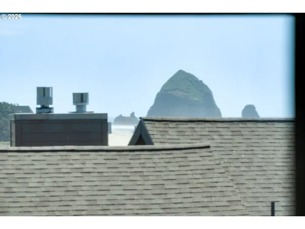 $749,000 | 353 North Breaker Point Drive, Unit 353, Cannon Beach, OR 97110