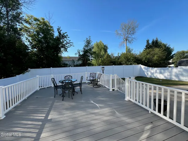 $3,700 | 14 Mallard Drive, Clifton Park, NY 12148