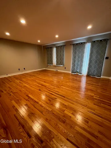 $3,700 | 14 Mallard Drive, Clifton Park, NY 12148