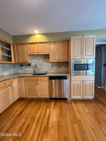 $3,700 | 14 Mallard Drive, Clifton Park, NY 12148
