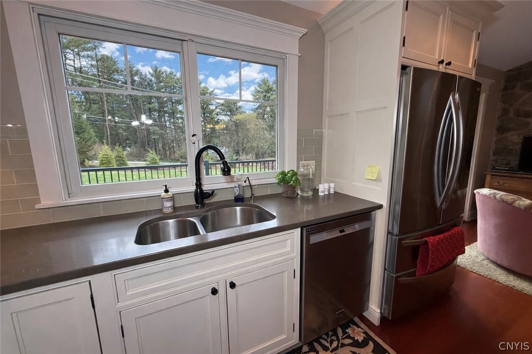 4515 Ridge Road Cazenovia, NY 13035 - Photo 13 of 49