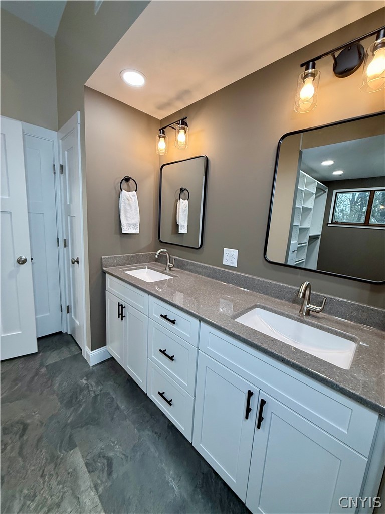 4515 Ridge Road Cazenovia, NY 13035 - Photo 30 of 49 Primary bath