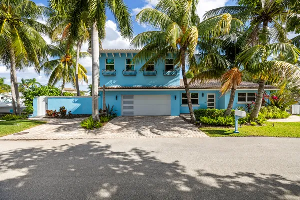 $1,950,000 | 100 Neptune Drive, Hypoluxo, FL 33462