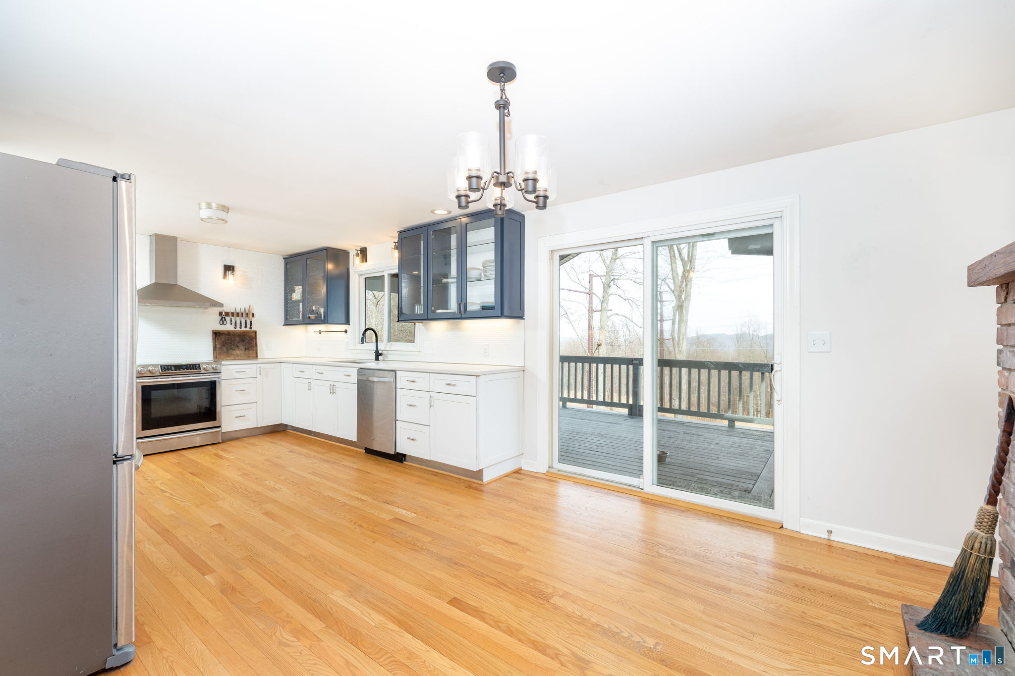 481 Gaylord Mountain Road Hamden, CT 06518 - Photo 6 of 40