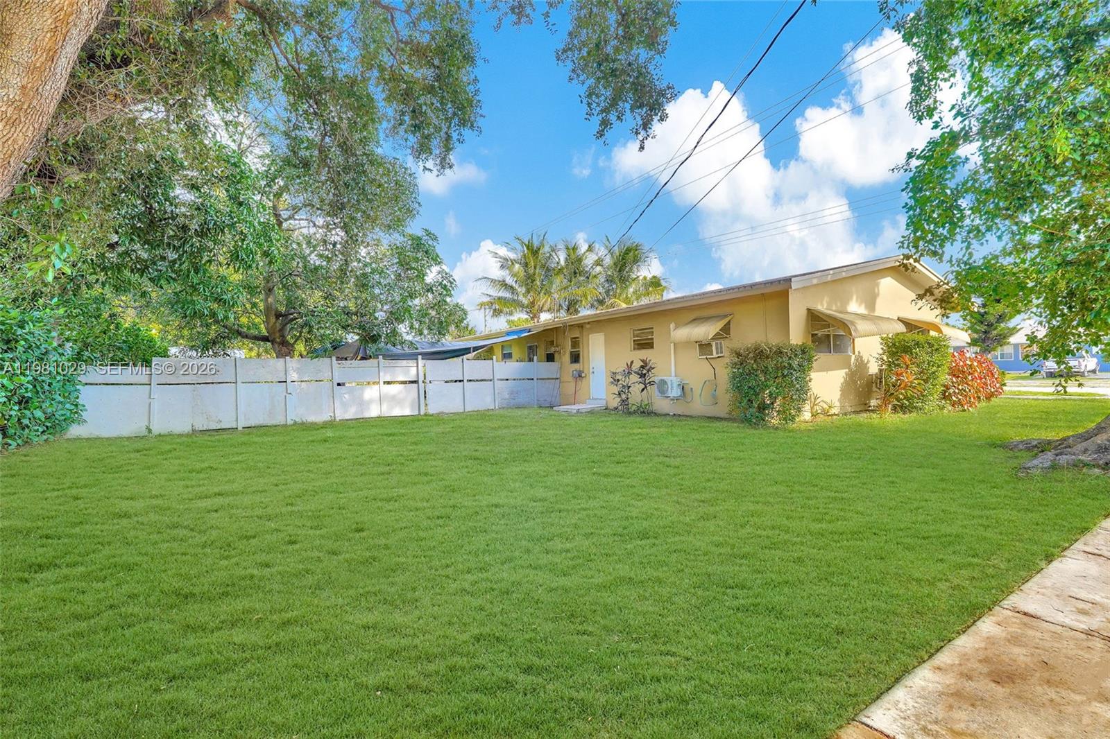 14602 Northeast 14th Avenue, Unit 1 Miami, FL 33161 - Photo 32 of 34