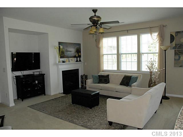 9702 Woburn Road Charlotte, NC 28277 - Photo 7 of 15 Gallery Image 7