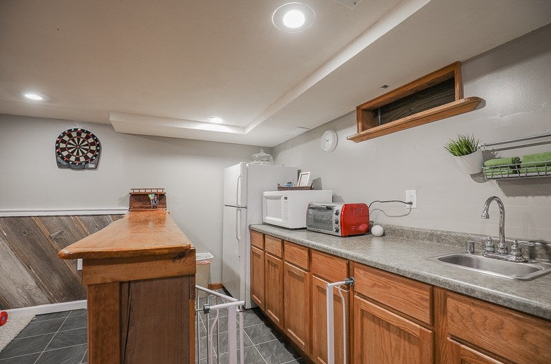 812 3rd Street Kalona, IA 52247 - Photo 35 of 44 Gallery Image 35
