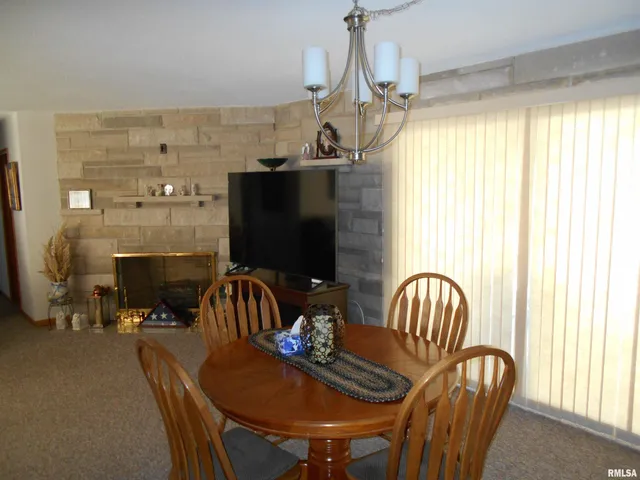 $159,900 | 4 Hiel Drive, Bushnell, IL 61422