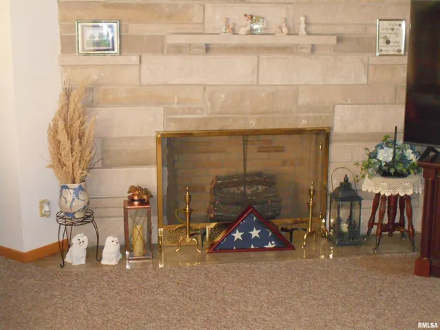 $159,900 | 4 Hiel Drive, Bushnell, IL 61422