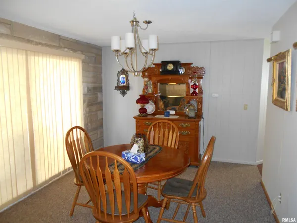 $150,000 | 4 Hiel Drive, Bushnell, IL 61422