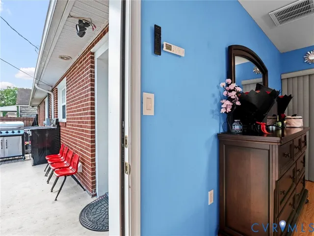 $270,000 | 1117 East Augusta Avenue, Petersburg, VA 23803