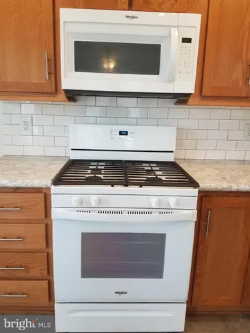 $84,000 | 852 Us Route 1 Highway North, Unit 4, Edison, NJ 08817