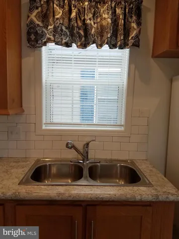 $84,000 | 852 Us Route 1 Highway North, Unit 4, Edison, NJ 08817