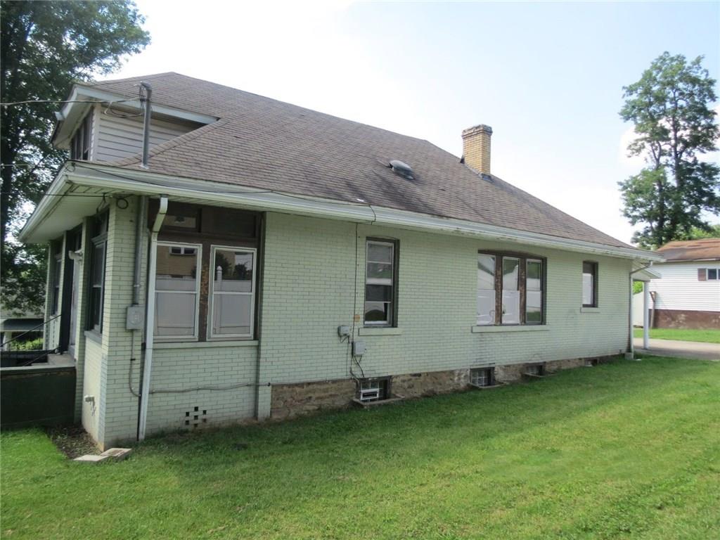 126 Vanderbilt Road Vanderbilt, PA 15486 - Photo 3 of 11