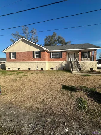 $1,800 | 519 Woodside Drive, Houma, LA 70363