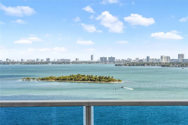 $3,500 | 725 Northeast 22nd Street, Unit 16B, Miami, FL 33137