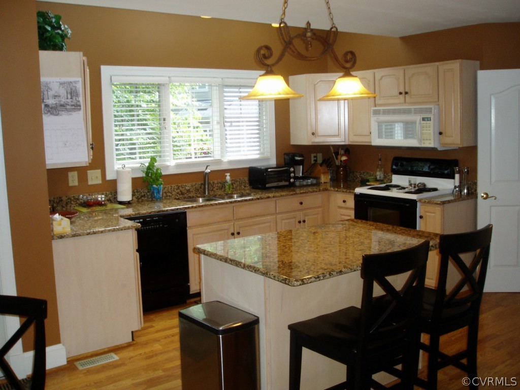 3203 Stony Point Road, Unit D Richmond, VA 23235 - Photo 5 of 18 Gallery Image 5
