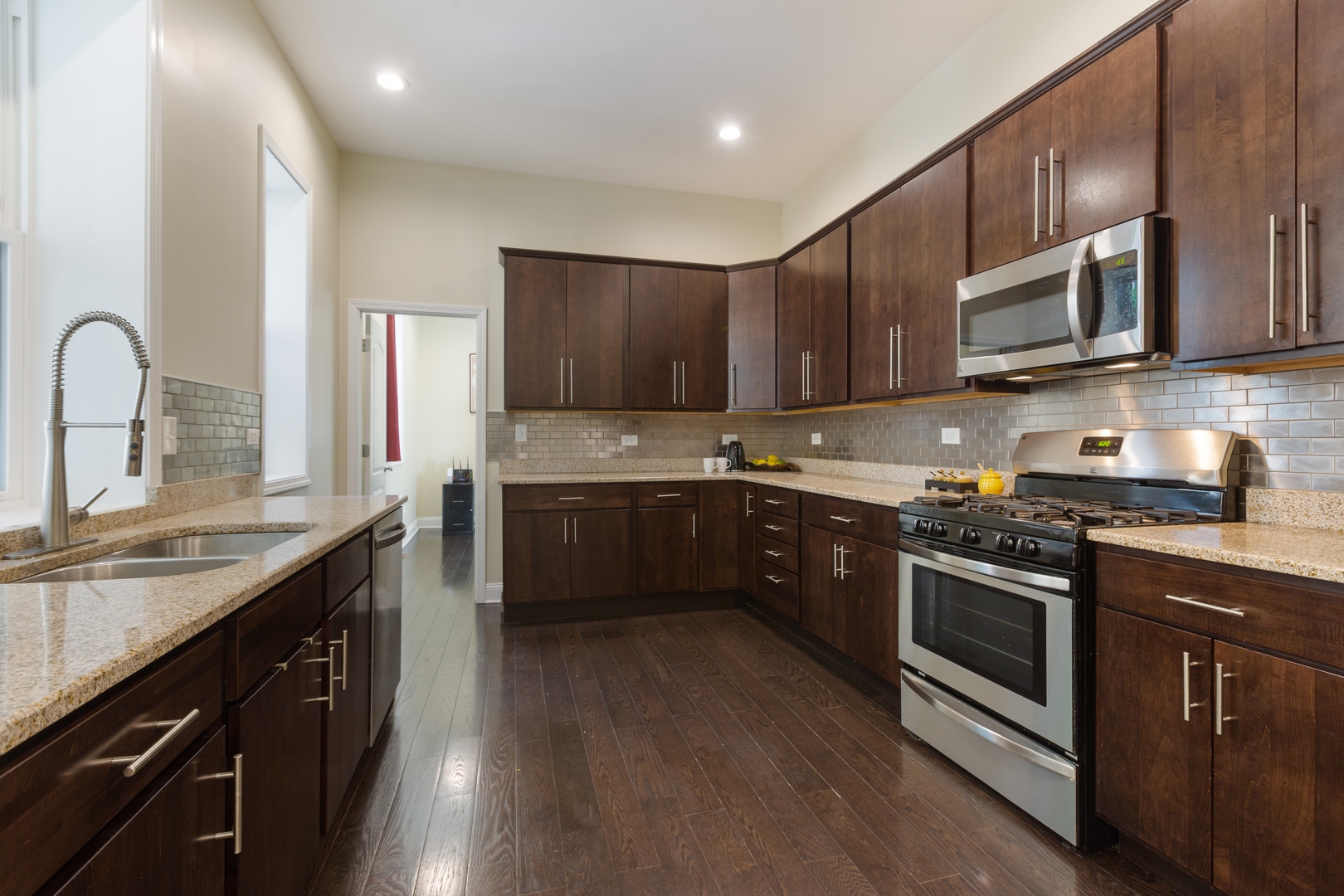 4244 South Prairie Avenue Chicago, IL 60653 - Photo 5 of 16