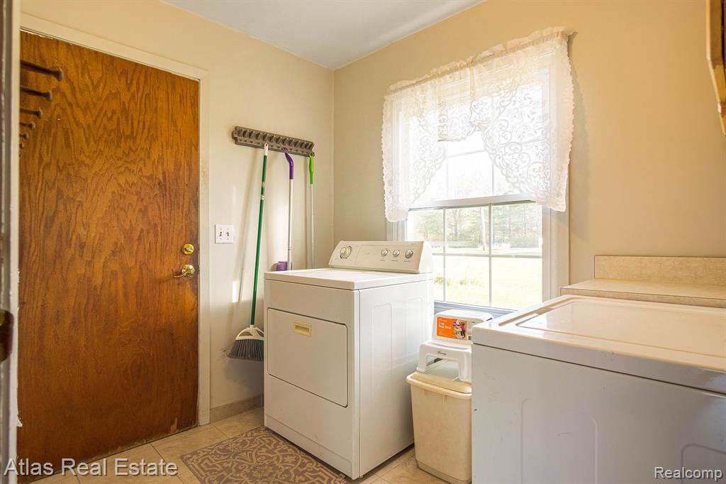 9452 Washburn Road Goodrich, MI 48438 - Photo 38 of 61