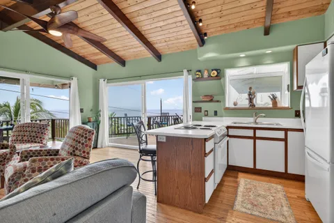 $649,000 | 87-299 Kaohe Road, Captain Cook, HI 96704