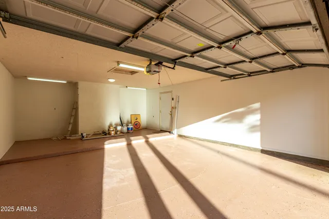 $10,000 | 14425 North Coral Gables Drive, Phoenix, AZ 85023