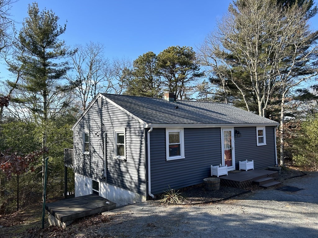 7 Crescent Road Plymouth, MA 02360 - Photo 1 of 29 Gallery Image 1