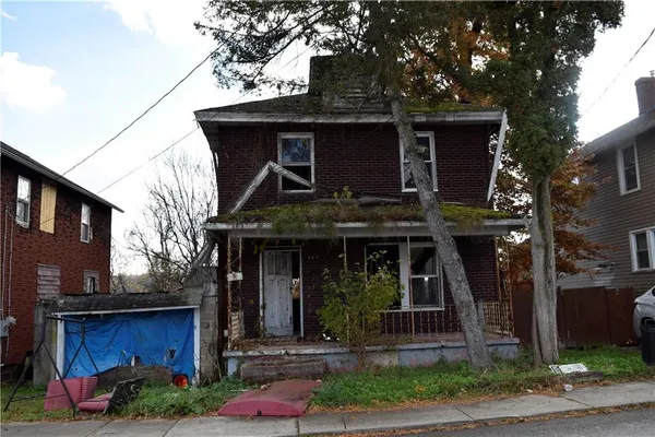 $14,900 | 407 Green Street, Brownsville, PA 15417