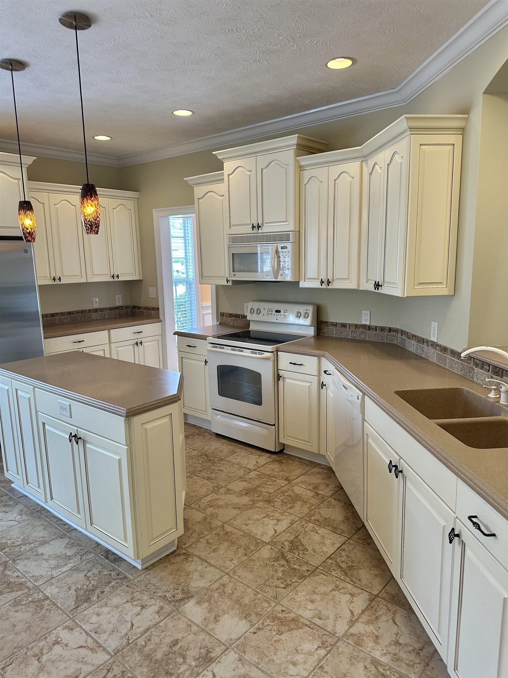 219 Cypress Estates Drive Murrells Inlet, SC 29576 - Photo 11 of 40