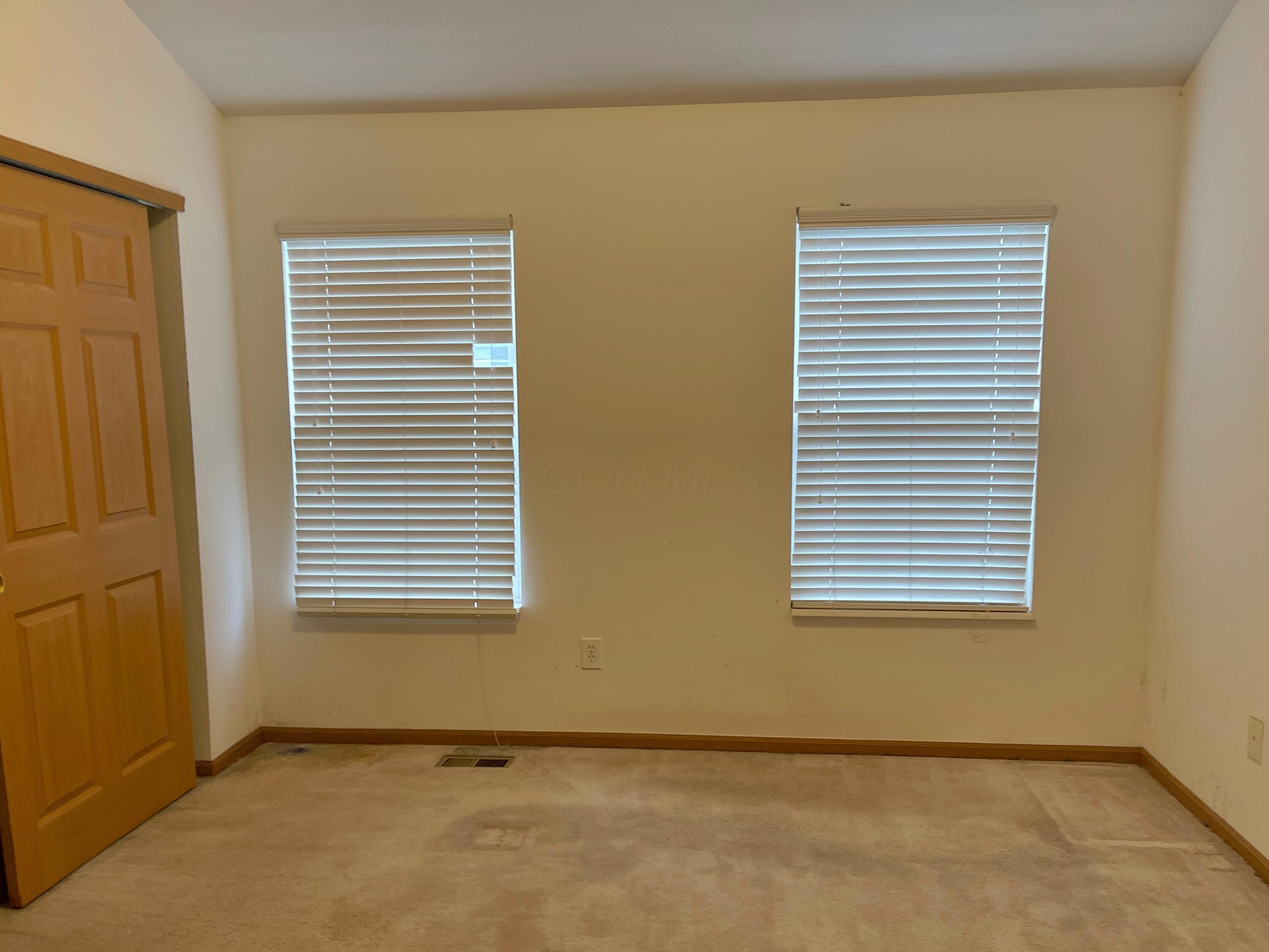8322 Bruntsfield Road Columbus, OH 43235 - Photo 8 of 14 IMG_1673_inPixio