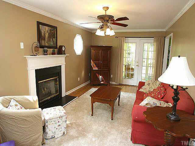 8 Round Spring Lane Durham, NC 27712 - Photo 2 of 8 Gallery Image 2