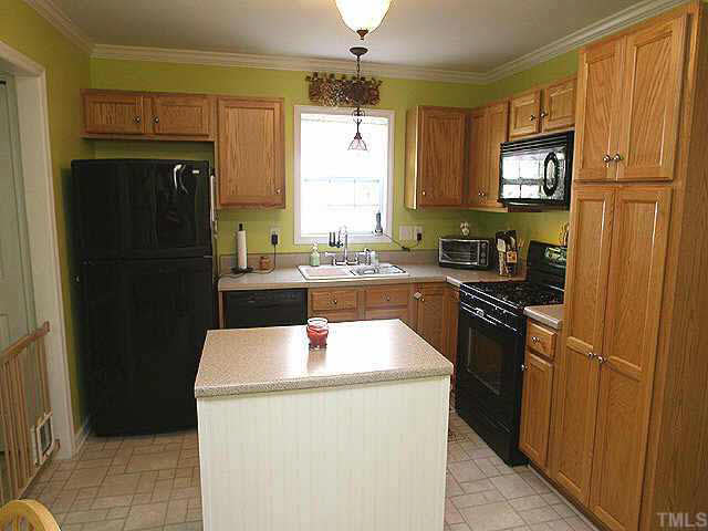 8 Round Spring Lane Durham, NC 27712 - Photo 4 of 8 Gallery Image 4