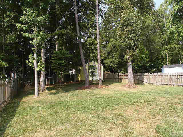 8 Round Spring Lane Durham, NC 27712 - Photo 7 of 8 Gallery Image 7