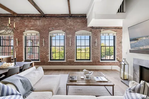 $7,300,000 | 15 Church Street, Unit PH402 PH402, Sag Harbor, NY 11963