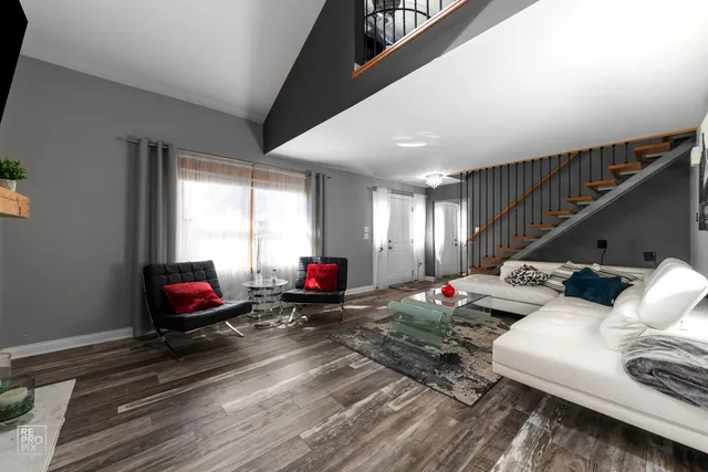 $2,750 | 15513 Whitehall Lane, Unit 15513, Orland Park, IL 60462