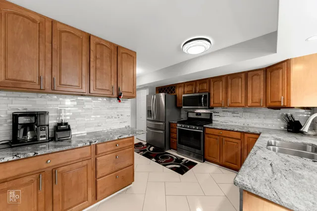 $2,750 | 15513 Whitehall Lane, Unit 15513, Orland Park, IL 60462