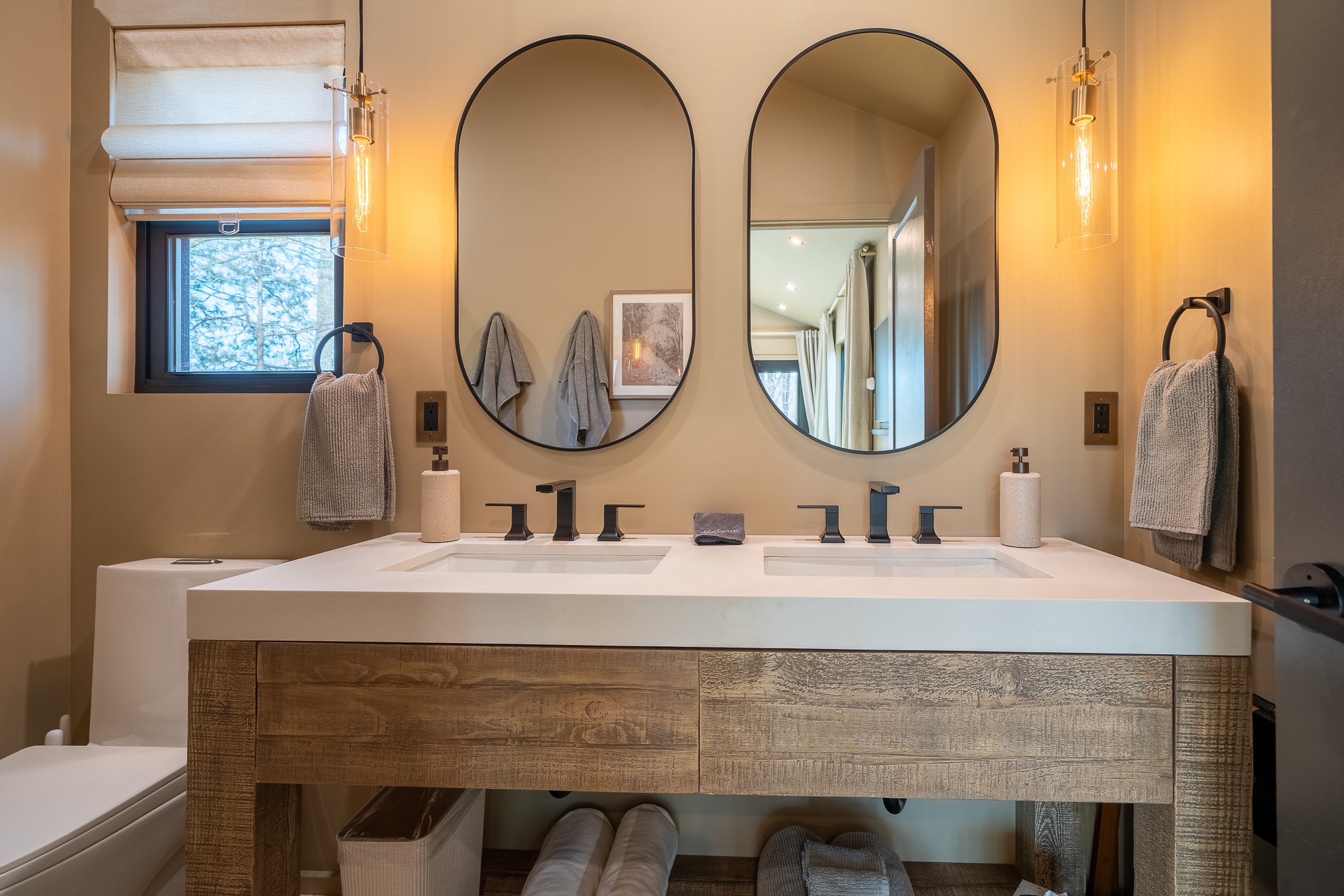1545 Blue Springs Road Sparta, TN 38583 - Photo 50 of 99 a bathroom with a sink and a mirror