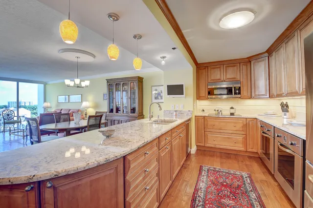 $9,000 | 4750 South Ocean Boulevard, Unit 702, Highland Beach, FL 33487