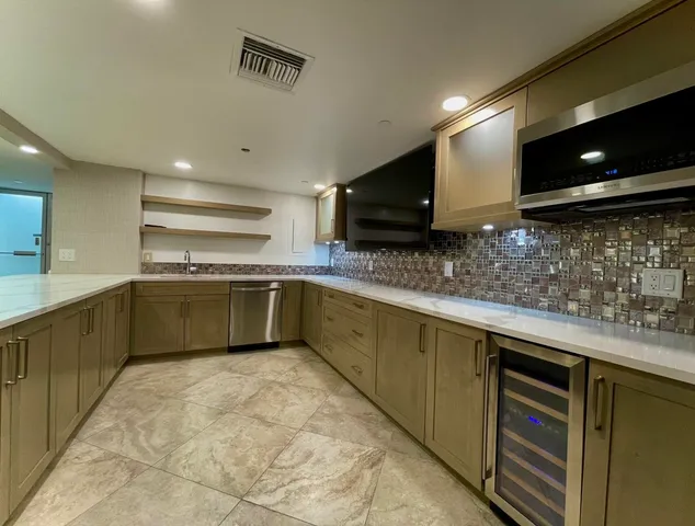 $9,000 | 4750 South Ocean Boulevard, Unit 702, Highland Beach, FL 33487