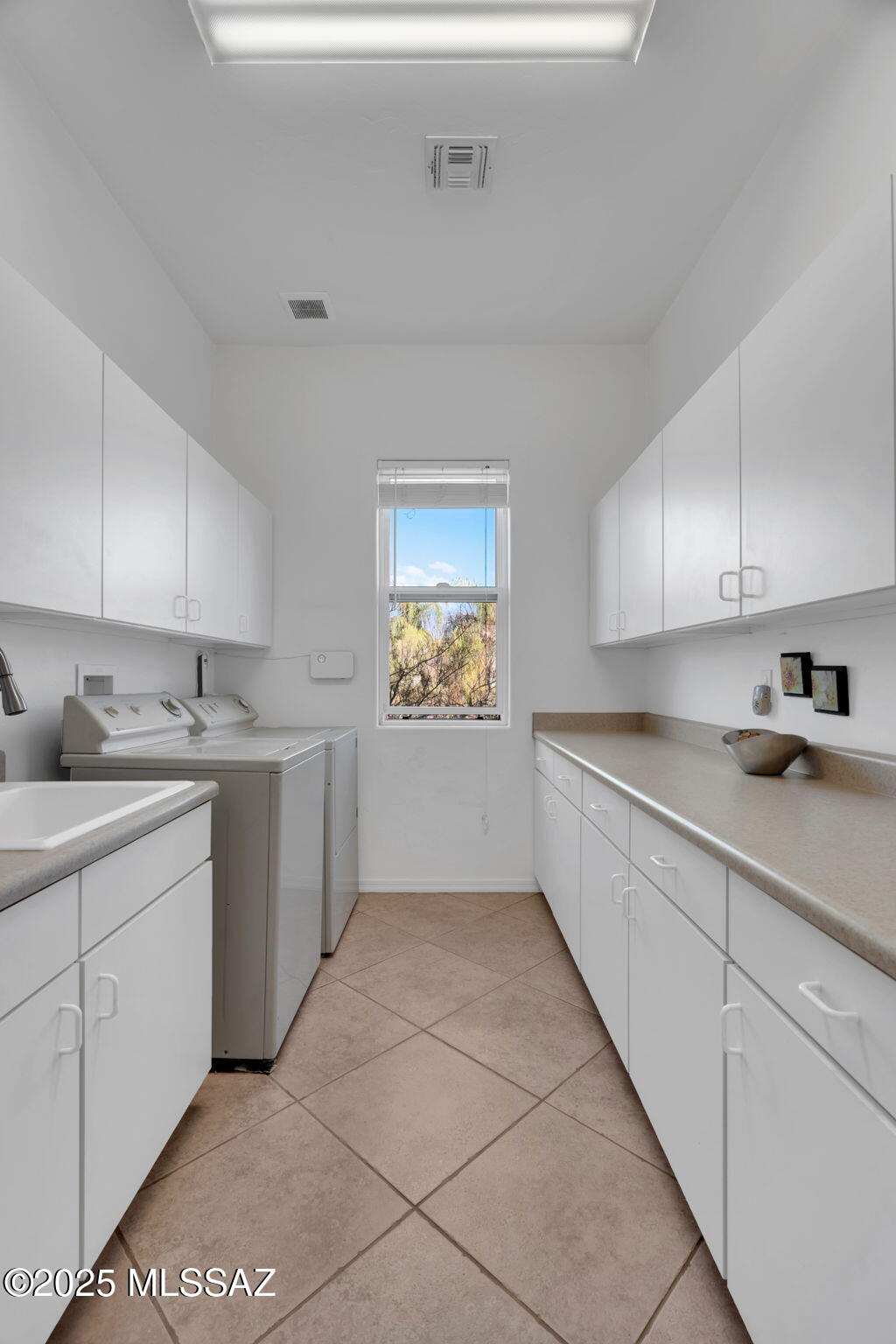 12688 North Spirit Mountain Road Tucson, AZ 85755 - Photo 26 of 48